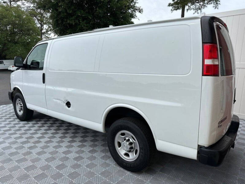 2020 Chevrolet Express 2500