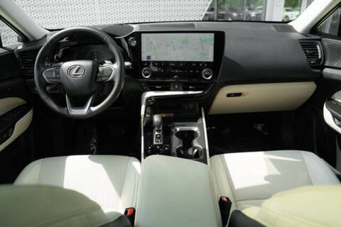 2025 Lexus NX 350h Luxury