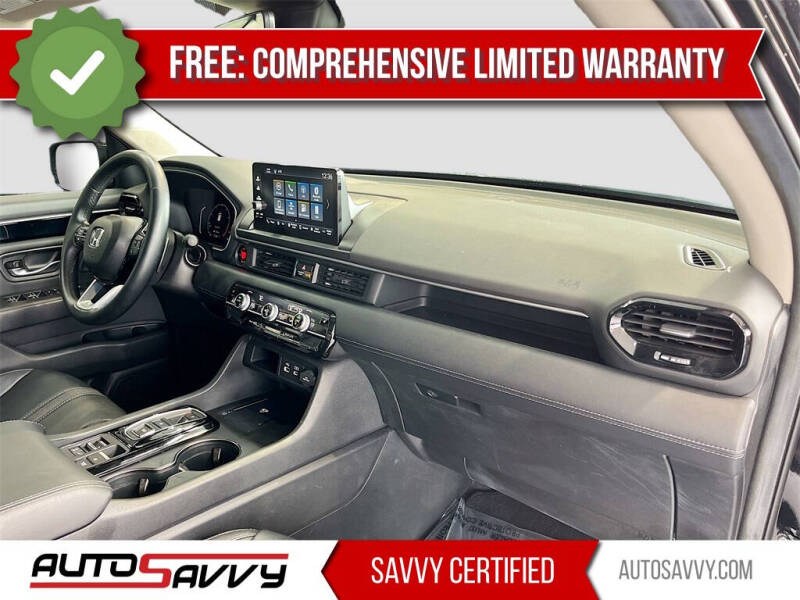 2024 Honda Pilot EX-L w/Rear Captain's Chairs