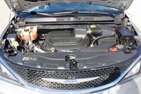 2020 Chrysler Pacifica Touring L