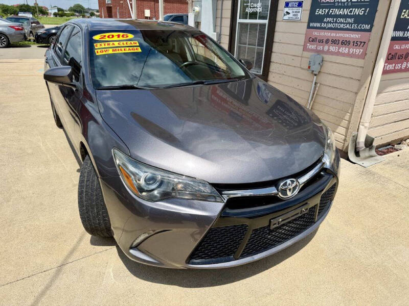 2016 Toyota Camry SE