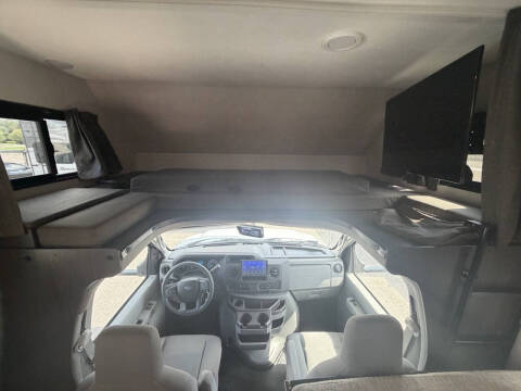 2022 Forester River Solera 32dsb