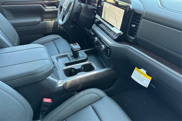 2025 GMC Sierra 1500