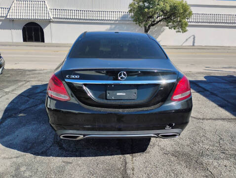 2015 Mercedes-Benz C-Class C 300