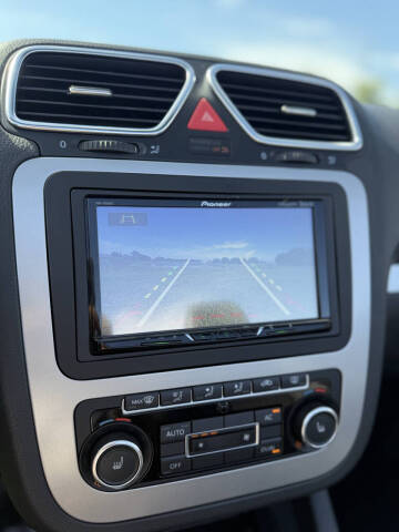 2012 Volkswagen Eos Komfort SULEV