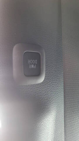 2022 Toyota Sienna XLE 7-Passenger