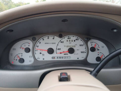 2003 Ford Explorer Sport Trac XLS