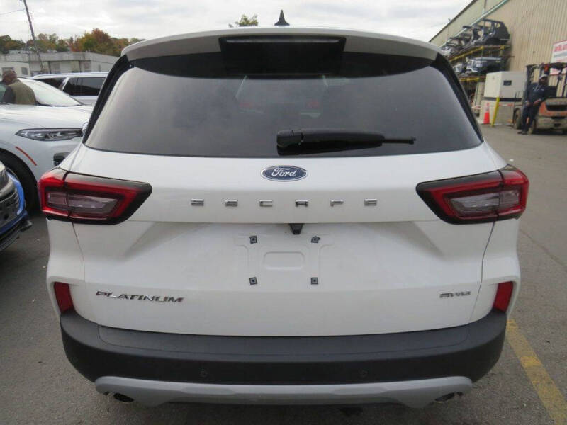 2023 Ford Escape Platinum