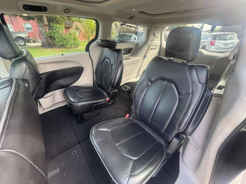 2020 Chrysler Pacifica Limited