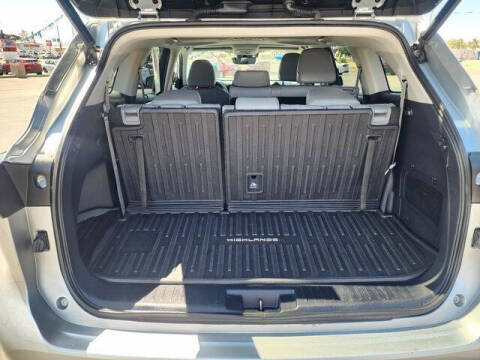 2020 Toyota Highlander Hybrid XLE