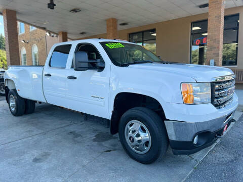 2013 GMC Sierra 3500HD for sale at Arandas Auto Sales in Milwaukee WI