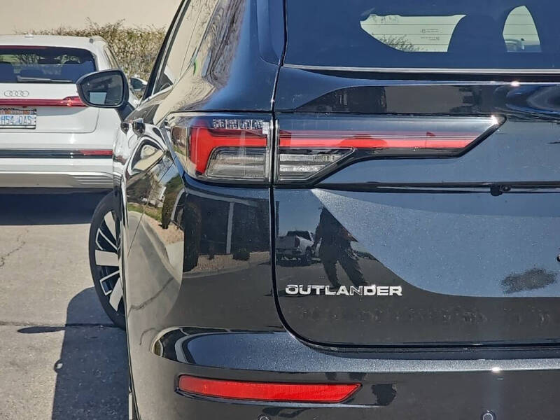 2025 Mitsubishi Outlander SEL Platinum Edition