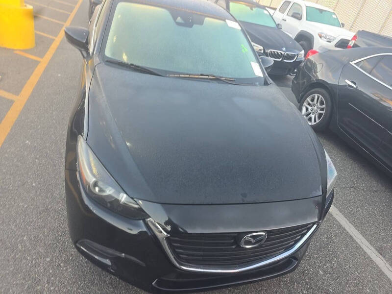 2018 Mazda MAZDA3 Touring