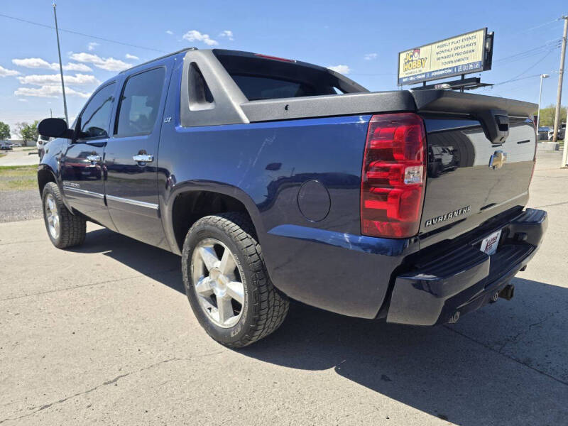 2009 Chevrolet Avalanche LTZ - Photo 3