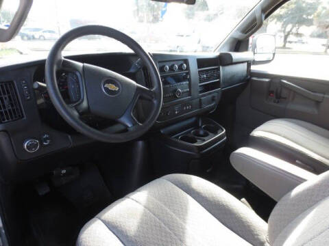 2016 Chevrolet Express LT 2500