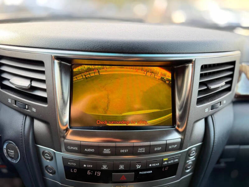 2011 Lexus LX 570