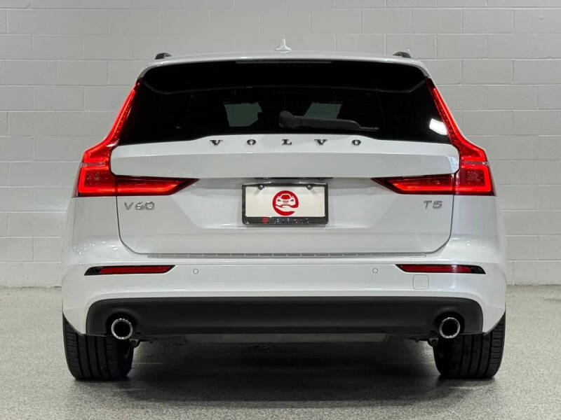 2020 Volvo V60 T5 Momentum
