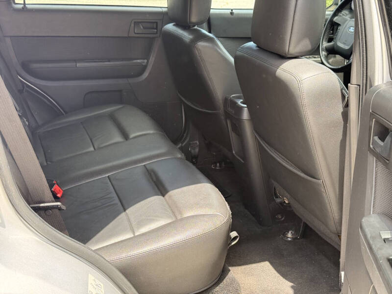 2011 Ford Escape XLT