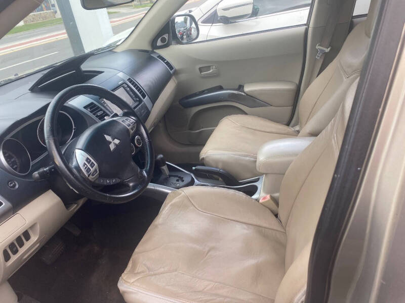 2007 Mitsubishi Outlander XLS