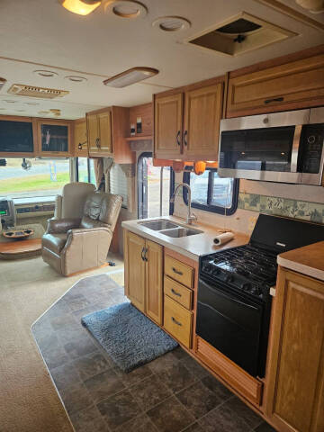 2008 Fleetwood RV Bounder 35E