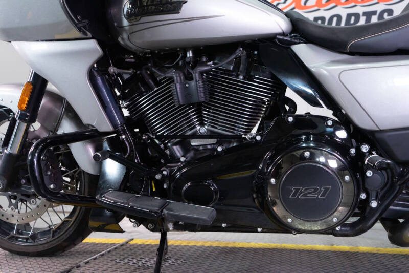 2023 Harley-Davidson CVO Road Glide