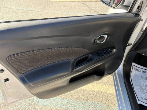 2018 Nissan Versa SV