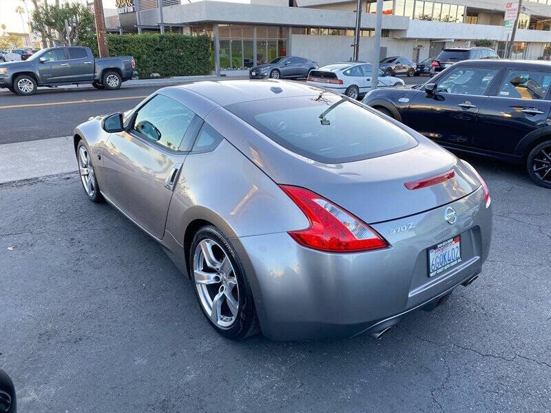 2009 Nissan 370Z Touring