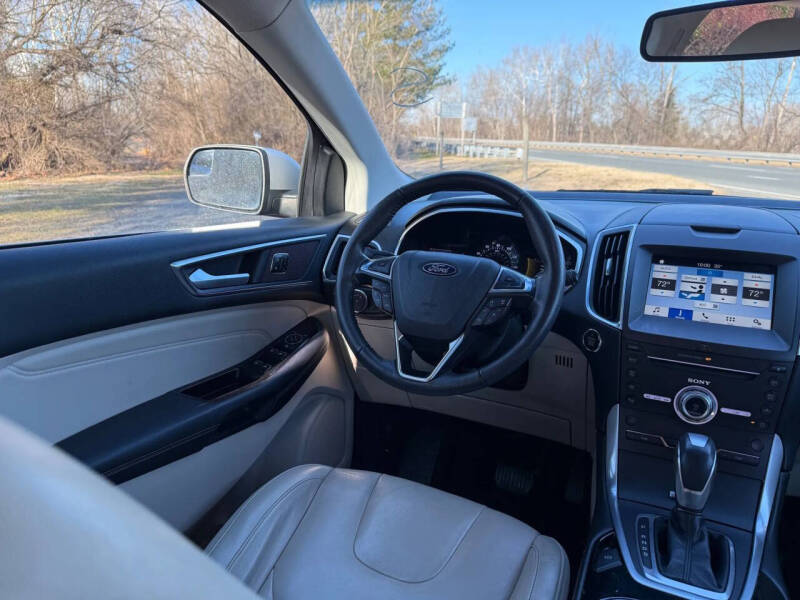 2018 Ford Edge Titanium