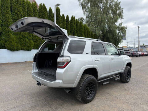 2020 Toyota 4Runner SR5