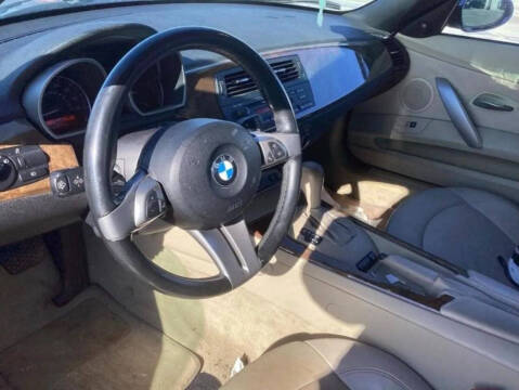 2005 BMW Z4 2.5i