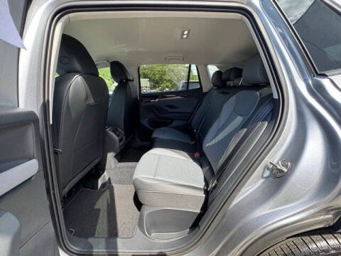 2025 Volkswagen Tiguan SE 4Motion