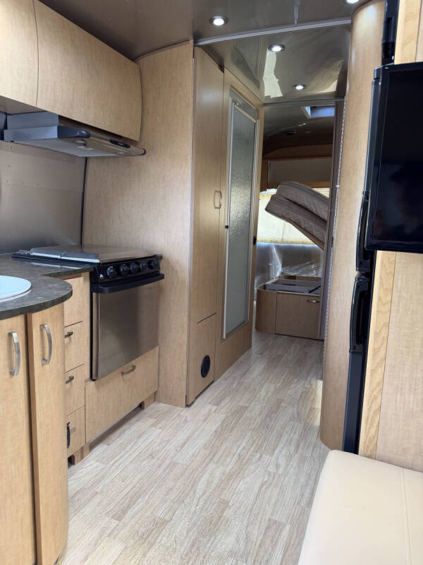 2016 Airstream 25FB