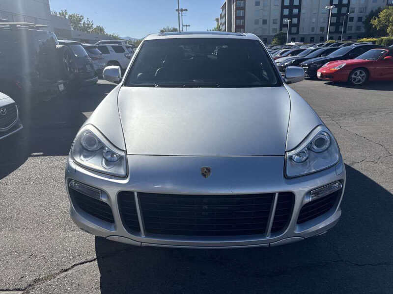 2008 Porsche Cayenne GTS