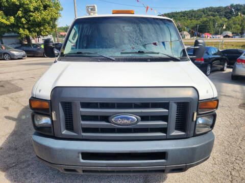 2013 Ford E-Series E-350 SD