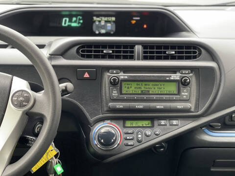 2013 Toyota Prius c One