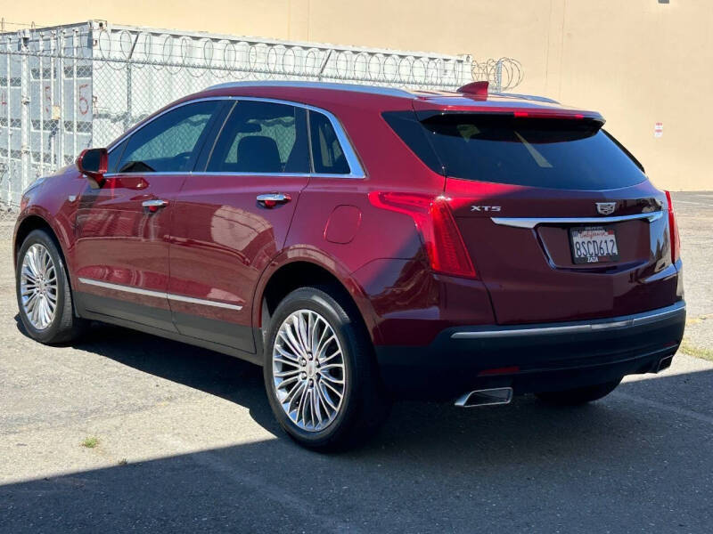 2017 Cadillac XT5 Luxury