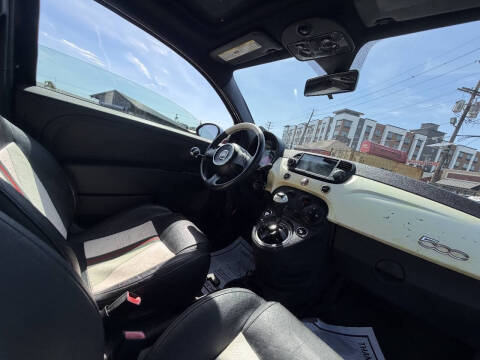2012 FIAT 500 GUCCI