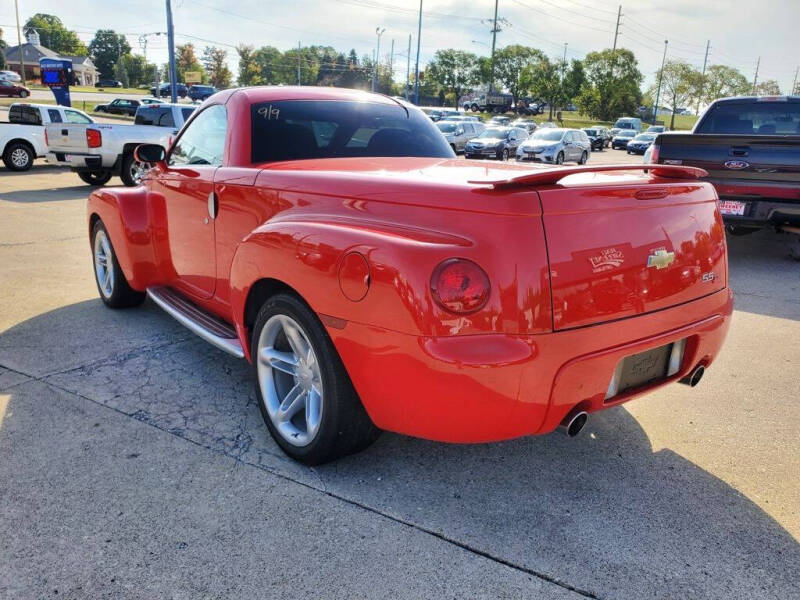 2004 Chevrolet SSR LS
