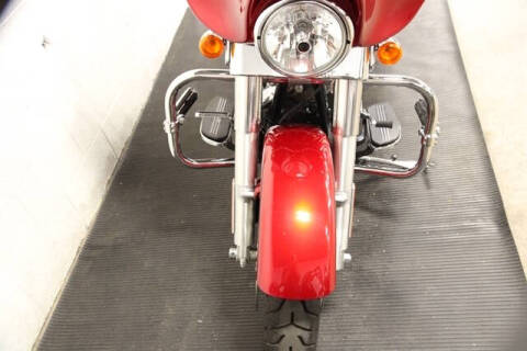 2013 Harley-Davidson STREET GLI