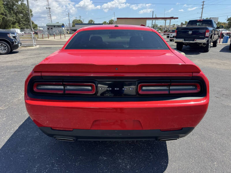 2019 Dodge Challenger SXT
