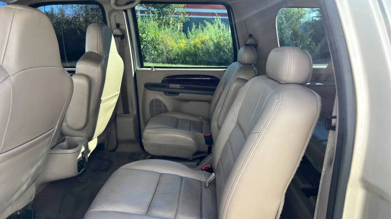 2004 Ford Excursion Limited