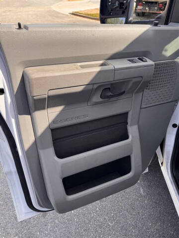 2019 Ford E-Series