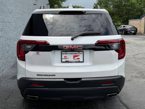 2023 GMC Acadia SLT