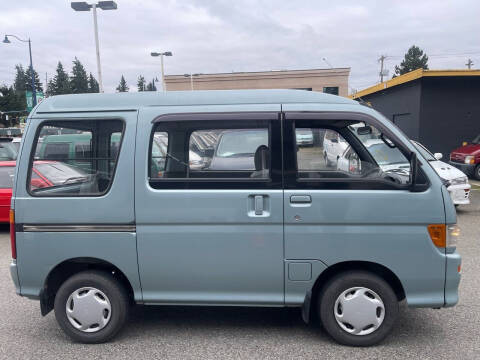 Daihatsu minivan for store sale