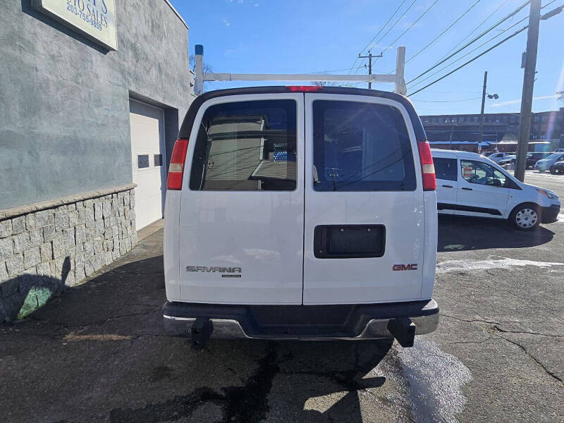 2015 GMC Savana 2500