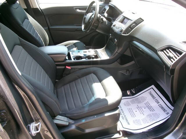 2019 Ford Edge SE