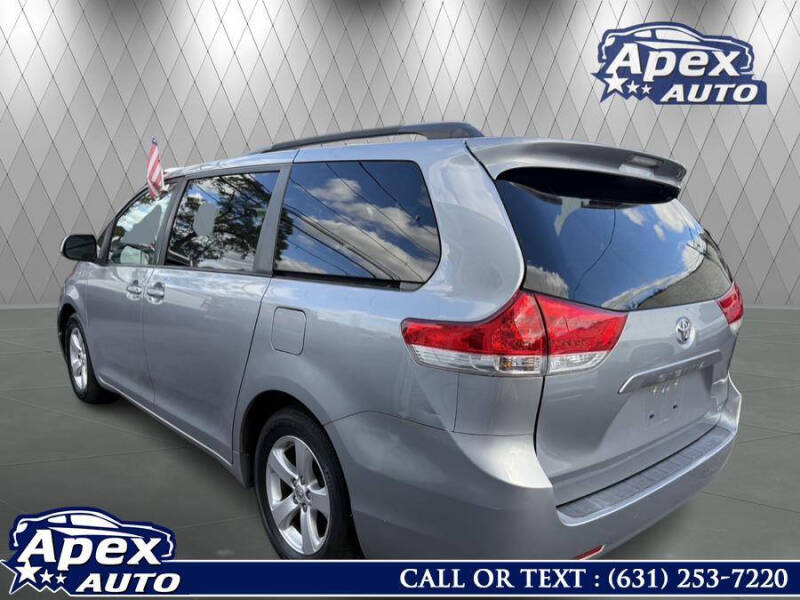 2013 Toyota Sienna