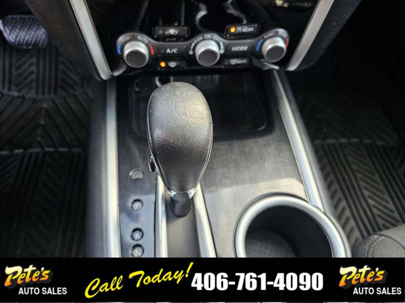 2018 Nissan Pathfinder SV