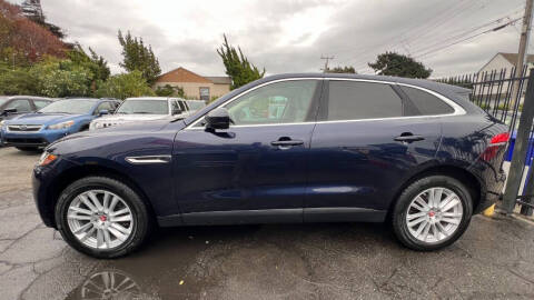 2017 Jaguar F-PACE 35t Prestige