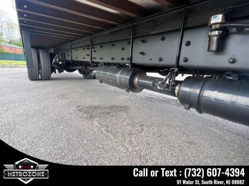 2016 Freightliner M2 106